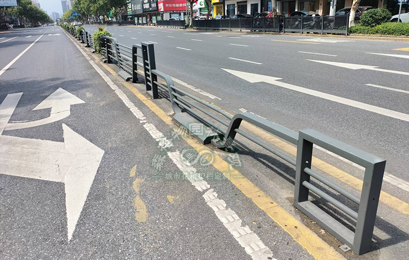 船型花箱護(hù)欄是什么