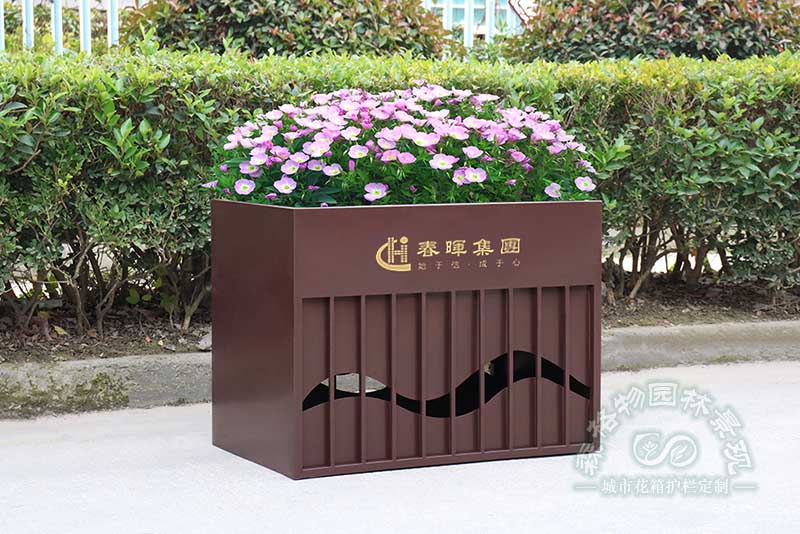 什么是戶外不銹鋼花箱 什么是戶外不銹鋼花箱