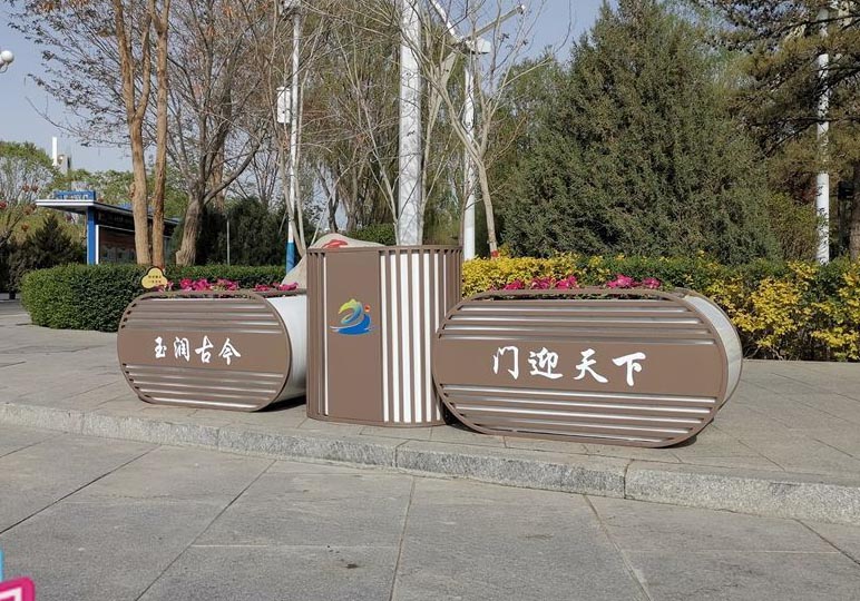 我們應該如何選購戶外花箱 我們應該如何選購戶外花箱