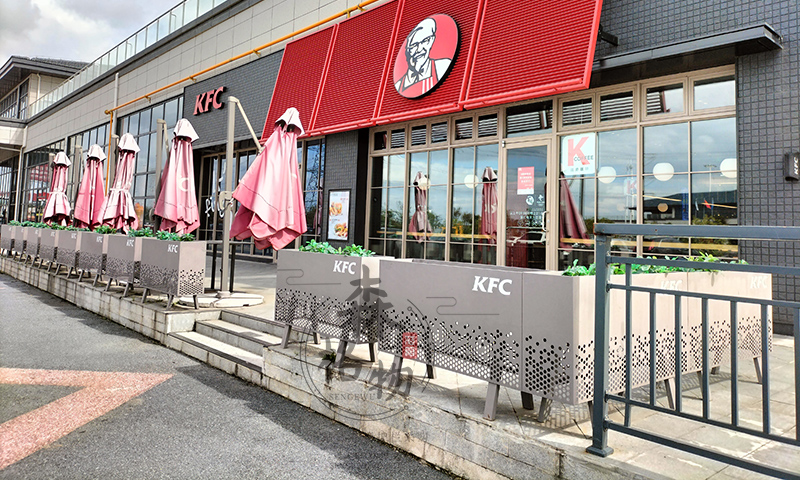 快餐店外擺花箱隔斷圍欄